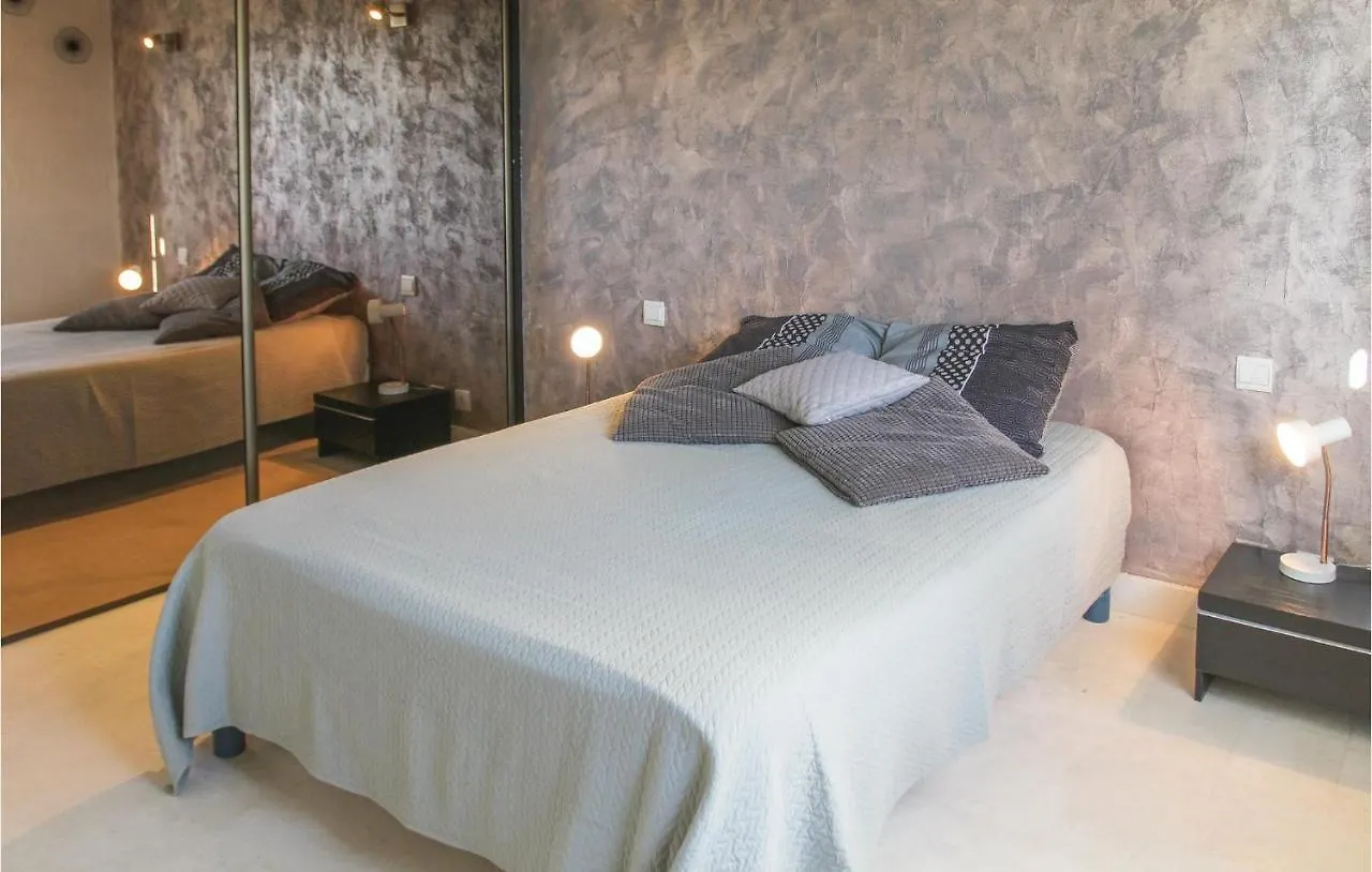 Beautiful Home In Malataverne 0*,
