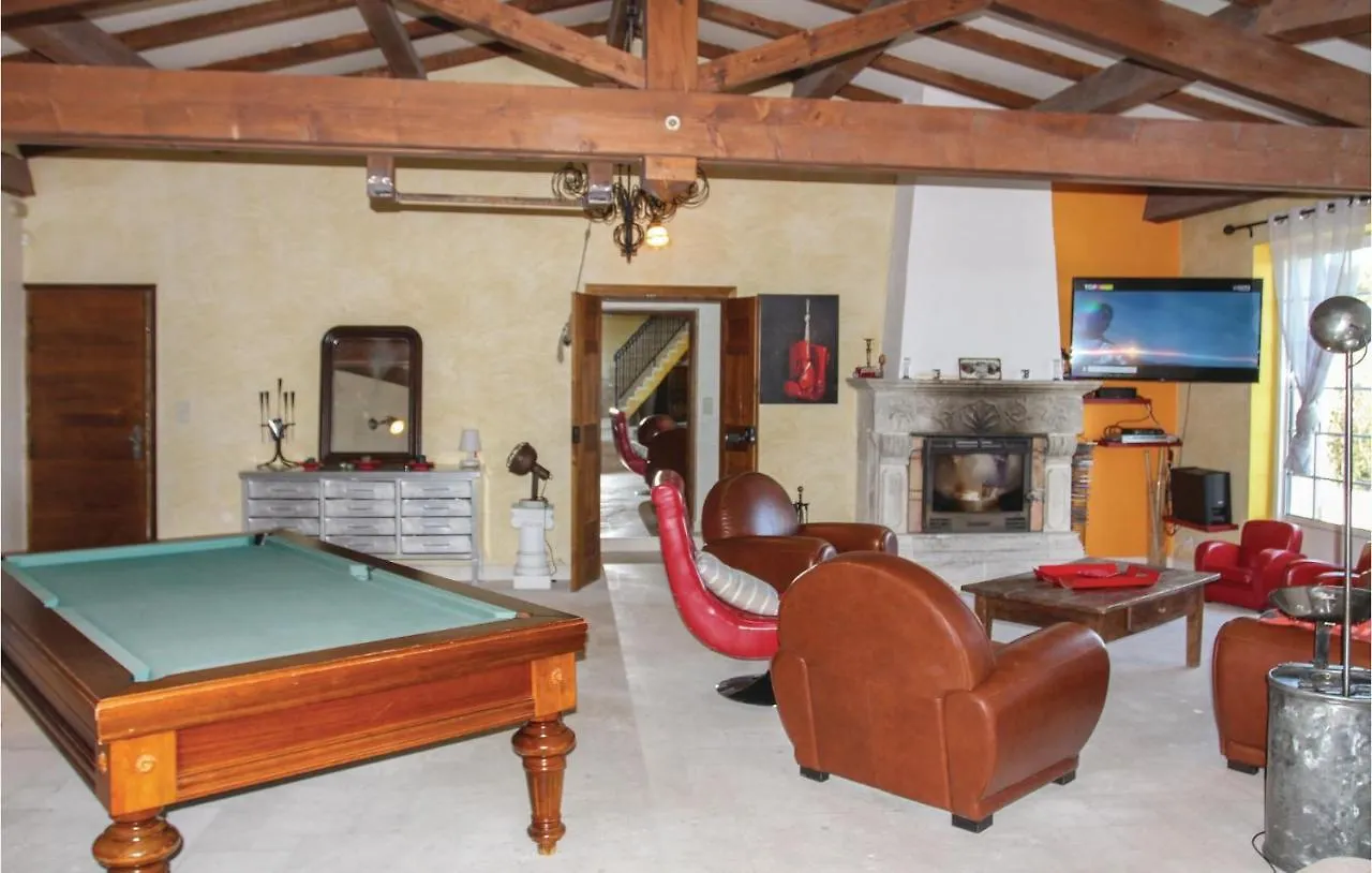 Beautiful Home In Malataverne France