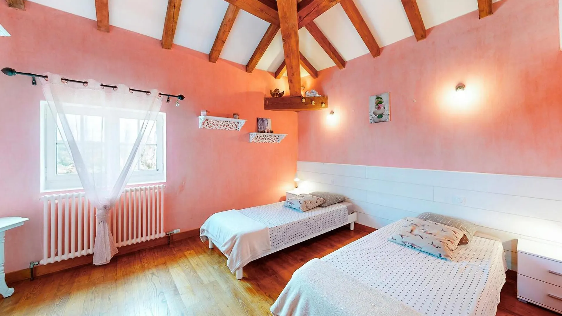 Beautiful Home In Malataverne