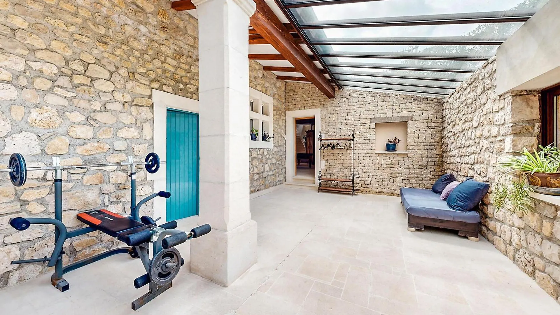 Holiday home Beautiful Home In Malataverne